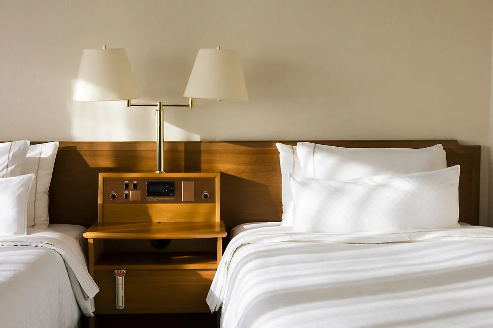 Hotel Nagoya Castle 5*,